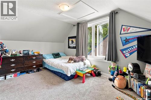 145 Lillooet Street E, Moose Jaw, SK - Indoor Photo Showing Bedroom