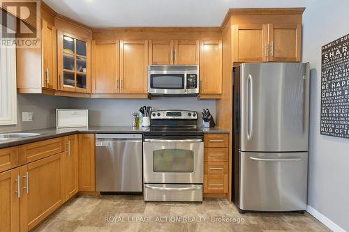 5 Marigold Street, Brantford, ON - Indoor Photo Showing Kitchen With Double Sink