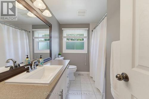 5 Marigold Street, Brantford, ON - Indoor Photo Showing Bathroom