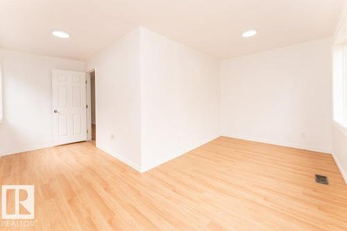 10712 103 St Nw, Edmonton, AB 