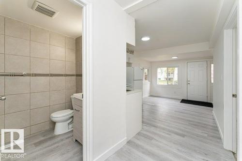 10712 103 St Nw, Edmonton, AB 
