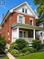 49 PALMERSTON AVENUE Brantford, ON N3T 4L1