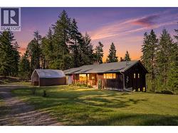 816 ROBERTS DRIVE  Esler / Dog Creek, BC V2G 3K8