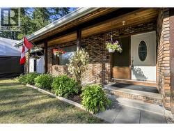 816 ROBERTS DRIVE  Esler / Dog Creek, BC V2G 3K8