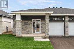 1043 MOORE STREET  Brockville, ON K6V 0H1