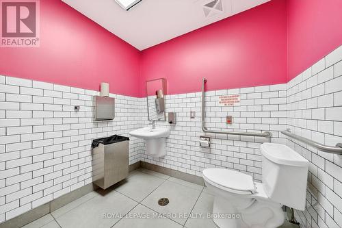 D9 - 380 Dundas Street E, Oakville, ON 