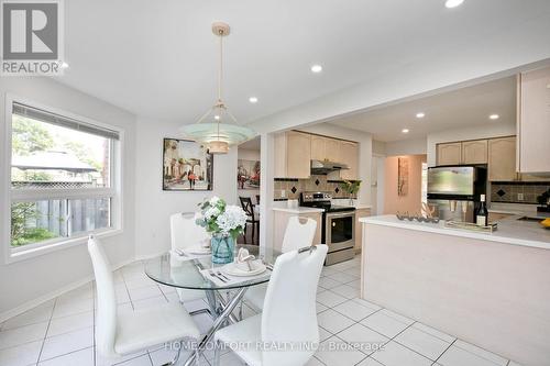 5813 Fieldon Road, Mississauga, ON - Indoor Photo Showing Dining Room