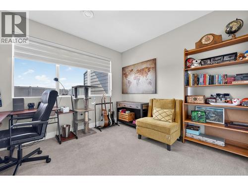 2359 Hawks Boulevard, West Kelowna, BC - Indoor Photo Showing Office