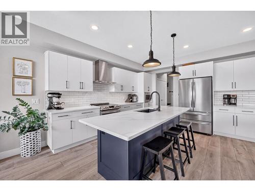 2359 Hawks Boulevard, West Kelowna, BC - Indoor Photo Showing Kitchen With Upgraded Kitchen