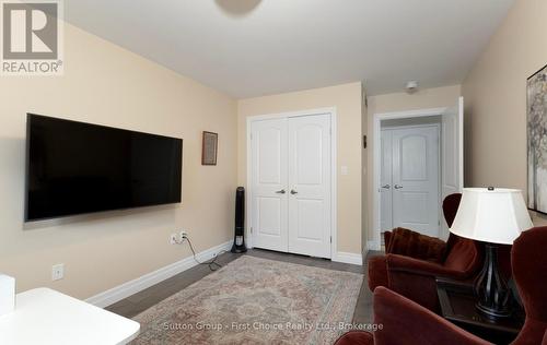 247 Sunset Drive, West Perth (Mitchell), ON - Indoor