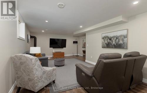 247 Sunset Drive, West Perth (Mitchell), ON - Indoor