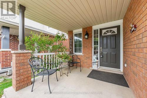 479 Doon S Drive E, Kitchener, ON - Outdoor With Exterior