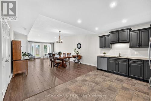 14 Devon Drive, South Huron (Exeter), ON - Indoor Photo Showing Kitchen