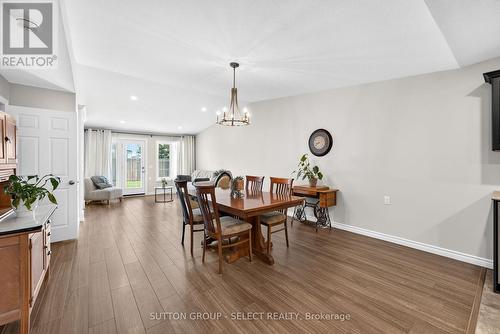 14 Devon Drive, South Huron (Exeter), ON - Indoor Photo Showing Dining Room