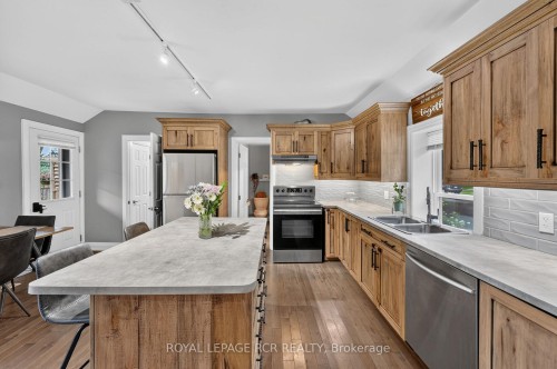 598319 2Nd Line West Line, Mulmur, ON - Indoor Photo Showing Kitchen With Double Sink