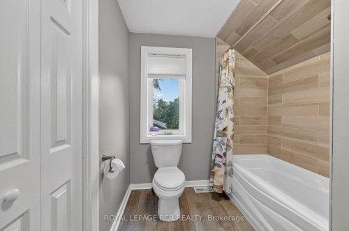 598319 2Nd Line West Line, Mulmur, ON - Indoor Photo Showing Bathroom
