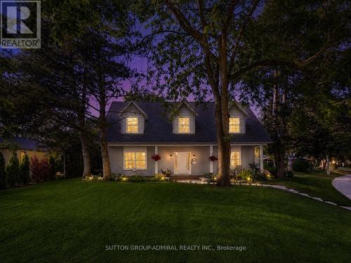 54 Starlight Crescent, Richmond Hill, ON - Outdoor