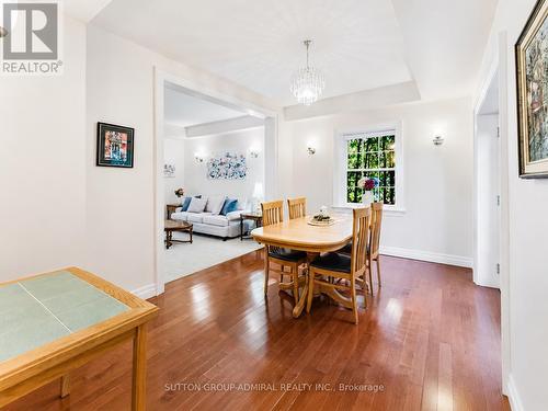 54 Starlight Crescent, Richmond Hill, ON - Indoor Photo Showing Dining Room