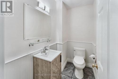 54 Starlight Crescent, Richmond Hill, ON - Indoor Photo Showing Bathroom