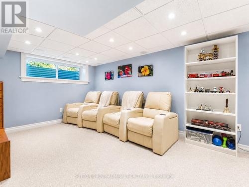 54 Starlight Crescent, Richmond Hill, ON - Indoor Photo Showing Other Room