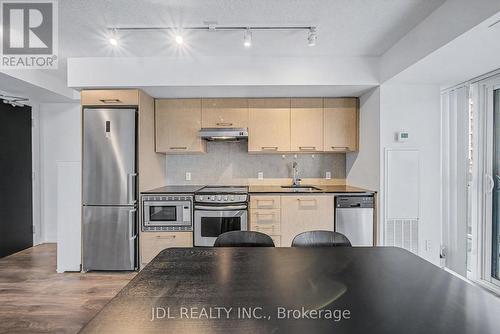 1411 - 87 Peter Street, Toronto, ON - Indoor Photo Showing Kitchen