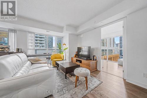 1411 - 87 Peter Street, Toronto, ON - Indoor Photo Showing Living Room