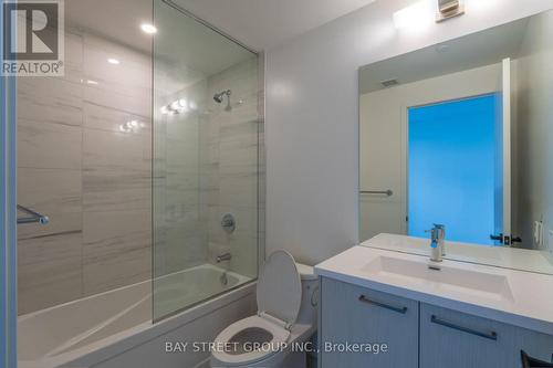 Master Room Washroom - 1105 - 28 Interchange Way, Vaughan, ON - Indoor Photo Showing Bathroom