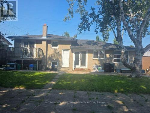 83 GLENWOOD DRIVE  Barrie, ON L4N 1R5