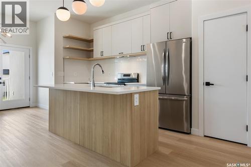 655 Underhill Road, Saskatoon, SK - Indoor Photo Showing Kitchen