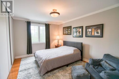1666 Amberdale Crescent, Ottawa, ON - Indoor Photo Showing Bedroom