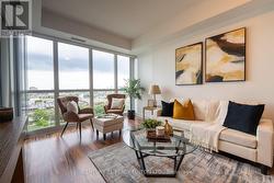 1510 - 35 BRIAN PECK CRESCENT Toronto, ON M4G 0A5