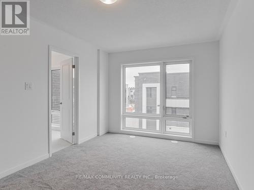 799 Heathrow Path, Oshawa, ON - Indoor Photo Showing Other Room
