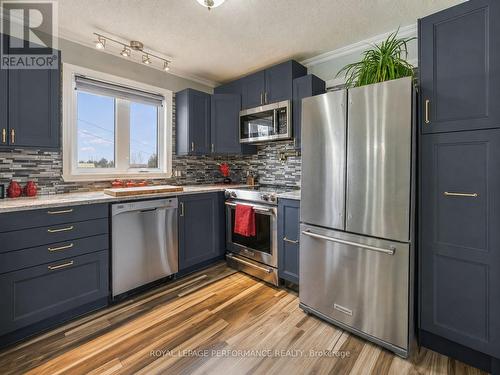 1890 Cassburn Road, Champlain, ON - Indoor Photo Showing Kitchen With Upgraded Kitchen