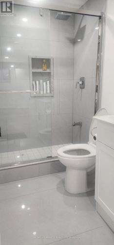 1574 Highbrook Avenue, Mississauga, ON - Indoor Photo Showing Bathroom