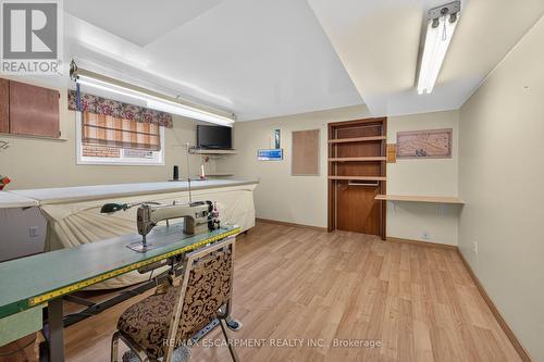 39 Algonquin Court, Hamilton, ON - Indoor