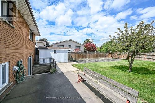 39 Algonquin Court, Hamilton, ON - Outdoor