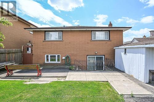39 Algonquin Court, Hamilton, ON - Outdoor With Exterior