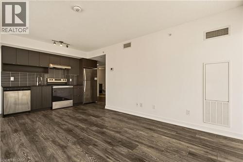 1119 Cooke Boulevard Unit# B323, Burlington, ON - Indoor Photo Showing Kitchen With Stainless Steel Kitchen