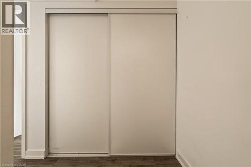 1119 Cooke Boulevard Unit# B323, Burlington, ON - Indoor Photo Showing Other Room