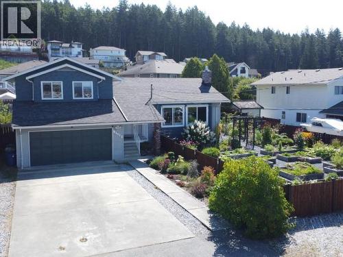 3786 Quadra Ave, Powell River, BC - Outdoor With Facade