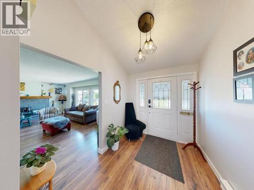 3786 Quadra Ave, Powell River, BC - Indoor