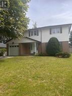 19 PORTICO DRIVE  Toronto, ON M1G 3R4
