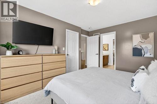 145 Stillwater Crescent, Waterdown, ON - Indoor Photo Showing Bedroom