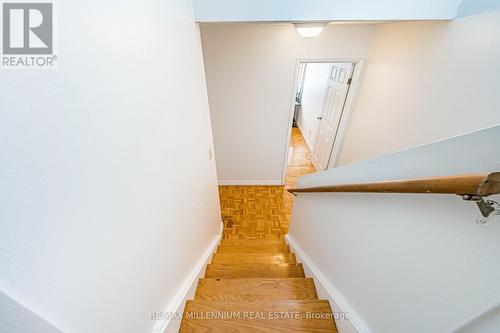 301 Milestone Crescent, Aurora, ON 