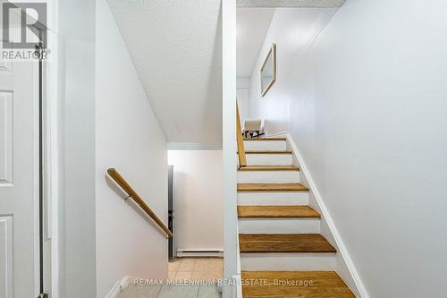 301 Milestone Crescent, Aurora, ON 