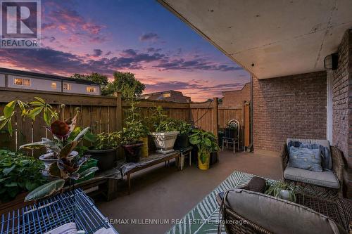 301 Milestone Crescent, Aurora, ON 
