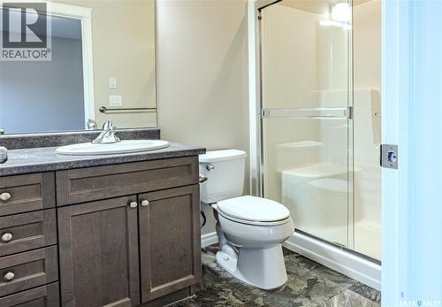 254 Macinnes Street, Saskatoon, SK - Indoor Photo Showing Bathroom
