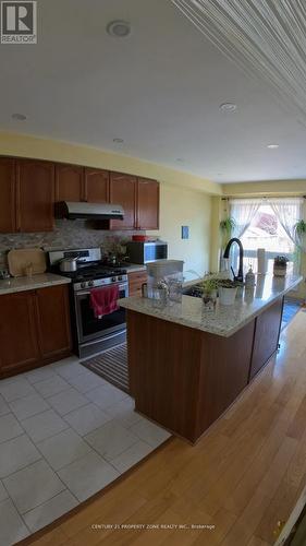 3822 Spicewood Way, Mississauga, ON - Indoor Photo Showing Kitchen