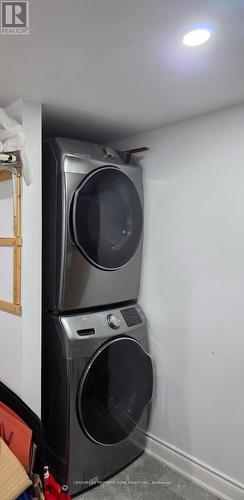 3822 Spicewood Way, Mississauga, ON - Indoor Photo Showing Laundry Room