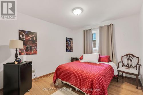 4178 Dursley Crescent, Mississauga, ON - Indoor Photo Showing Bedroom